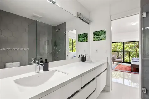3376 Perry Frow Drive Miami FL 33133
