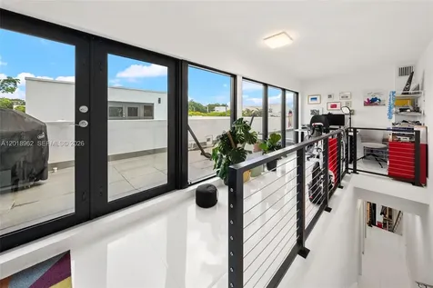 3376 Perry Frow Drive Miami FL 33133
