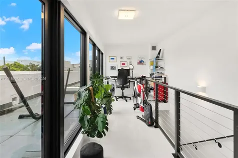 3376 Perry Frow Drive Miami FL 33133