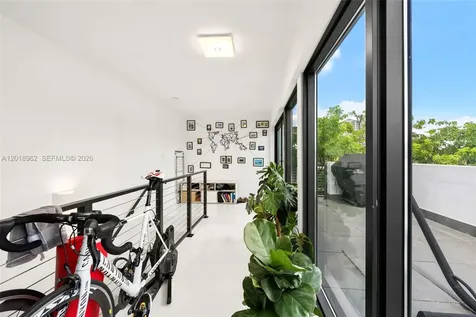3376 Perry Frow Drive Miami FL 33133