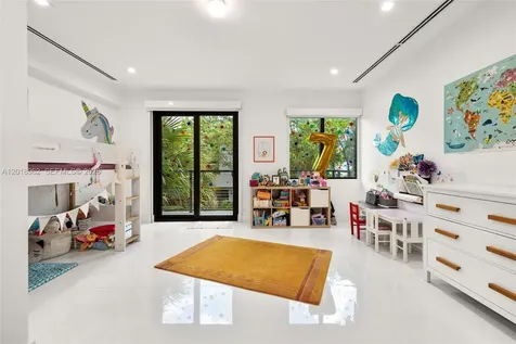 3376 Perry Frow Drive Miami FL 33133