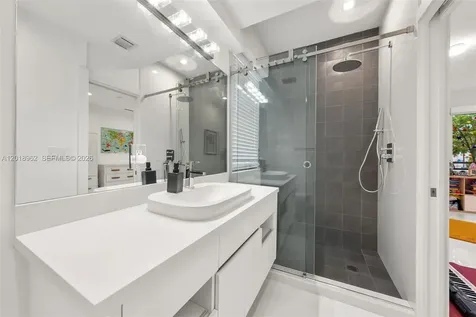 3376 Perry Frow Drive Miami FL 33133