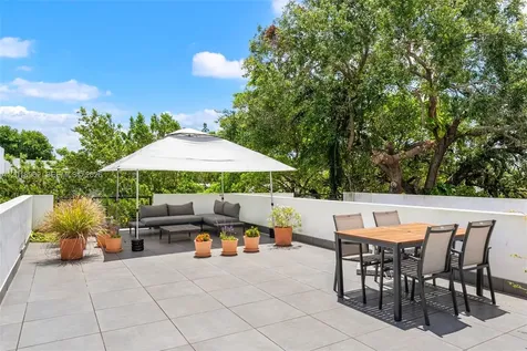 3376 Perry Frow Drive Miami FL 33133