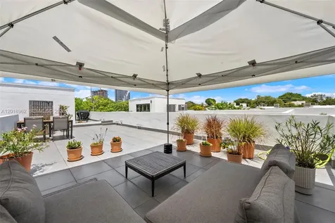 3376 Perry Frow Drive Miami FL 33133