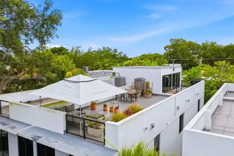 3376 Perry Frow Drive Miami FL 33133