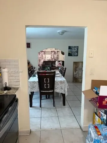 5328 SW 18th Street Hollywood FL 33023