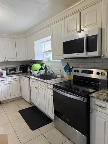 5328 SW 18th Street Hollywood FL 33023