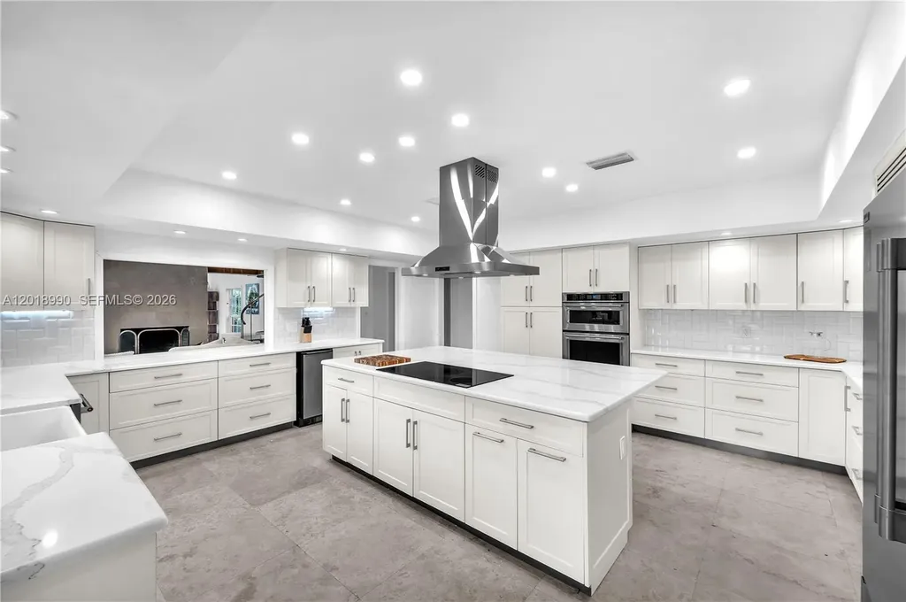 4440 NE 23rd Avenue Lighthouse Point FL 33064