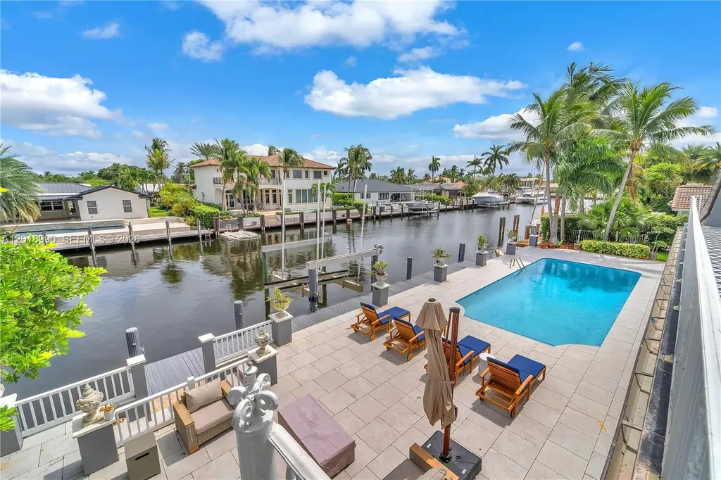 4440 NE 23rd Avenue Lighthouse Point FL 33064
