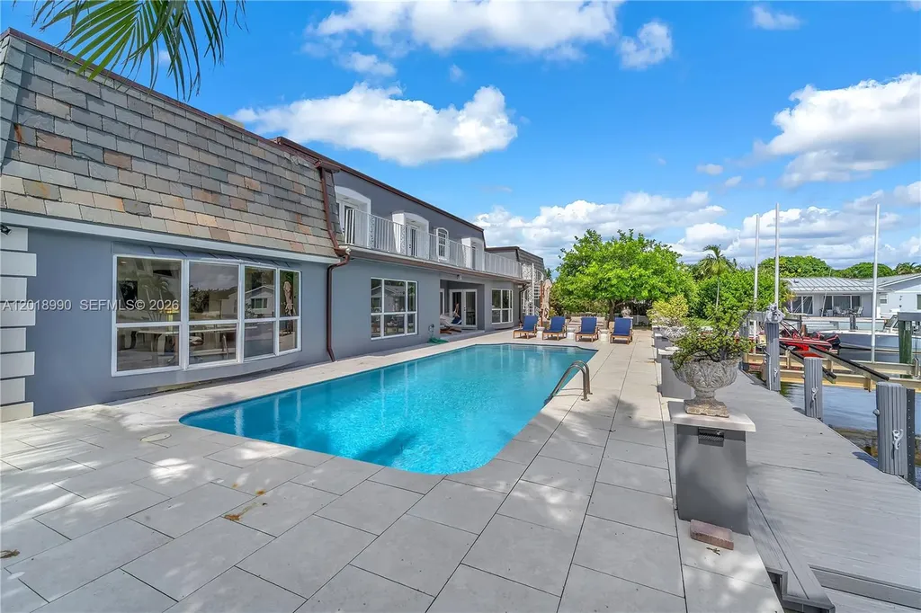 4440 NE 23rd Avenue Lighthouse Point FL 33064