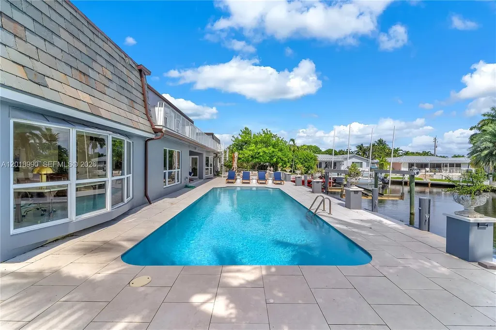 4440 NE 23rd Avenue Lighthouse Point FL 33064