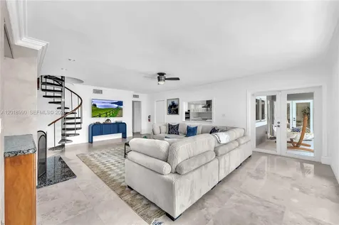 4440 NE 23rd Avenue Lighthouse Point FL 33064