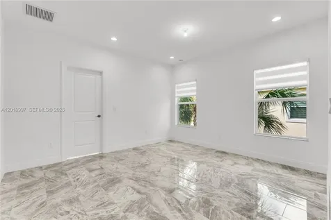 582 Parsons Way Deerfield Beach FL 33442