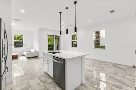 582 Parsons Way Deerfield Beach FL 33442