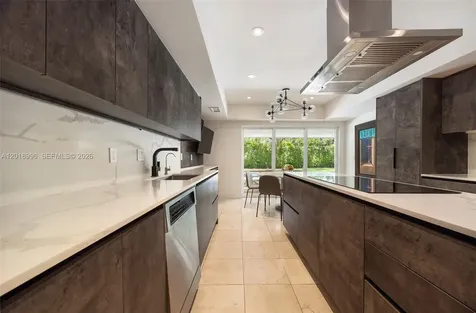 7230 Vistalmar Street Coral Gables FL 33143