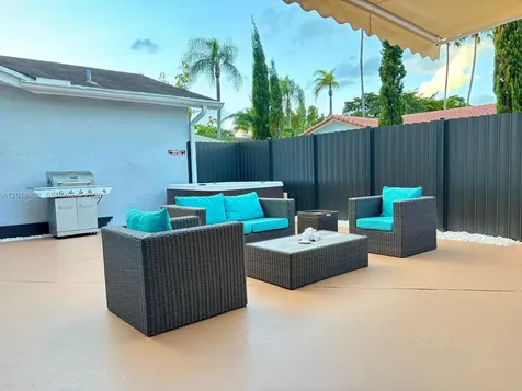 15385 SW 79th Terrace Miami FL 33193