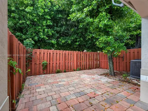 12441 SW 124th Terrace Miami FL 33186