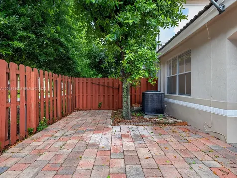 12441 SW 124th Terrace Miami FL 33186