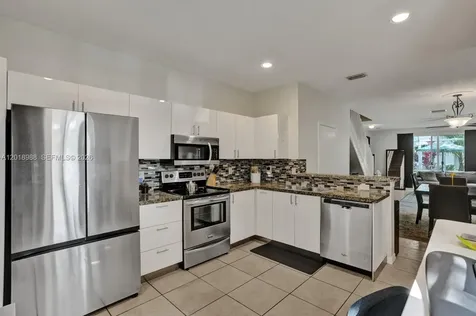 3901 San Simeon Lane Weston FL 33331