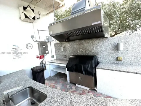 6515 Collins Avenue Miami Beach FL 33141