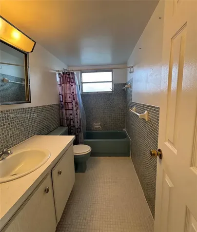 65 NE 202nd Terrace Miami Gardens FL 33179