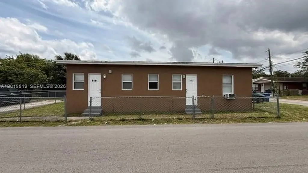 646 NW 14th Terrace Fort Lauderdale FL 33311