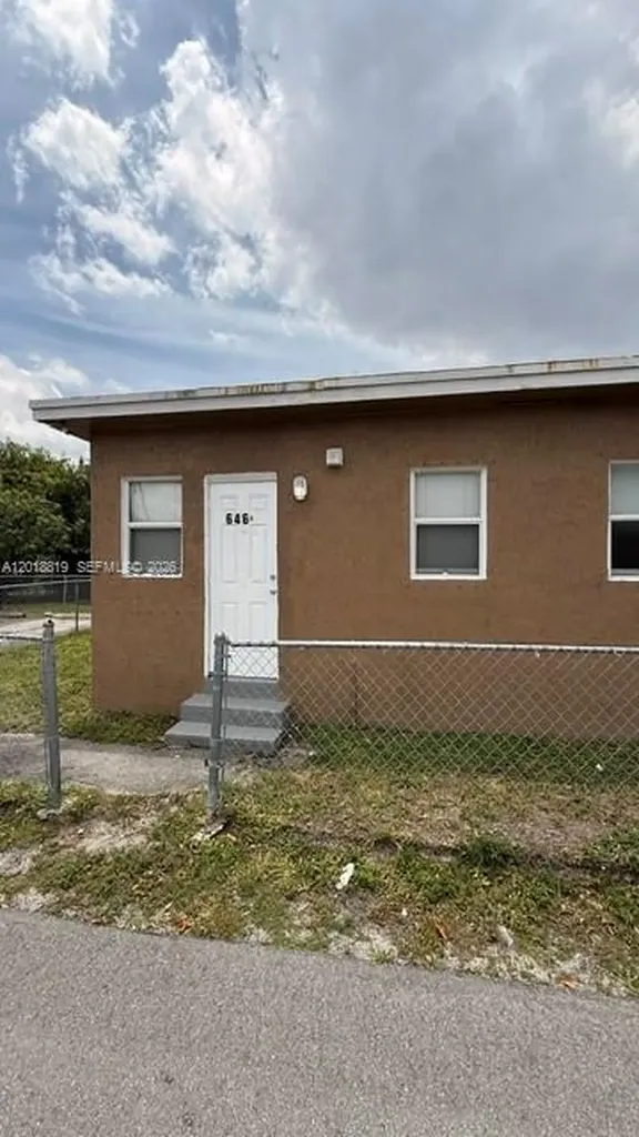 646 NW 14th Terrace Fort Lauderdale FL 33311