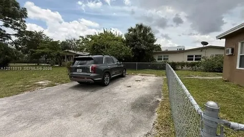 646 NW 14th Terrace Fort Lauderdale FL 33311