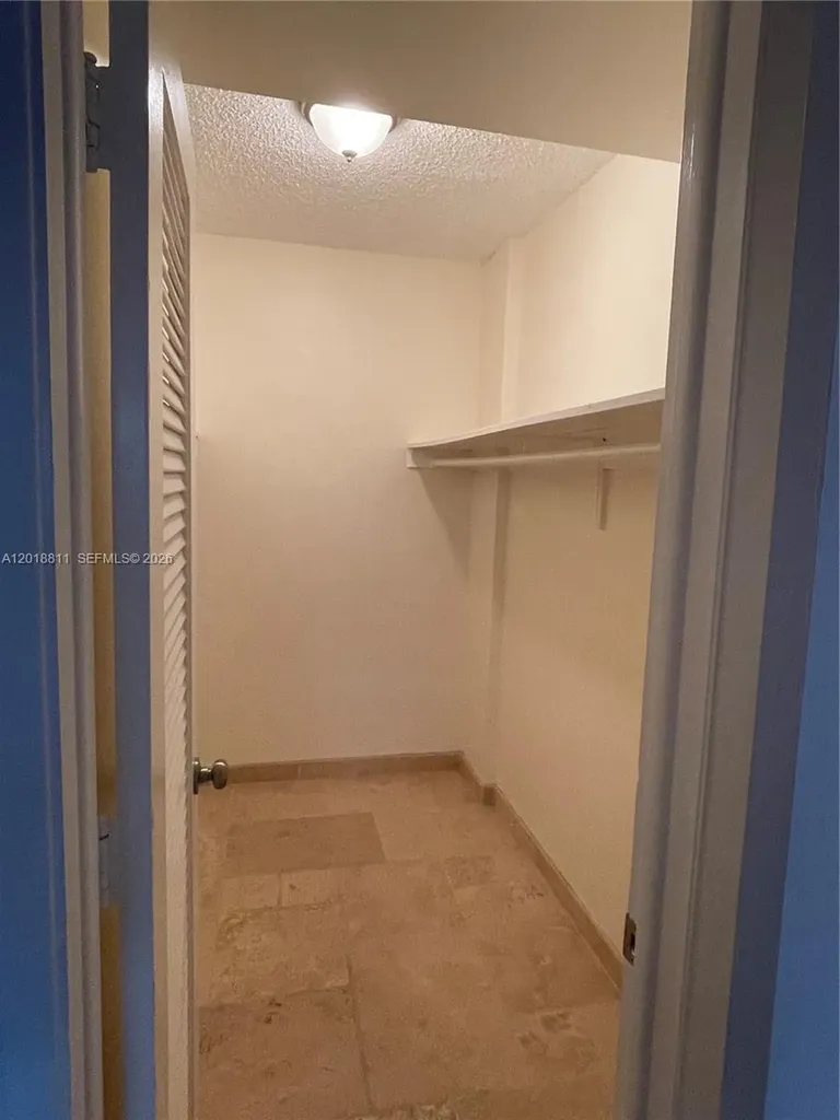 2900 NE 30th Street Fort Lauderdale FL 33306