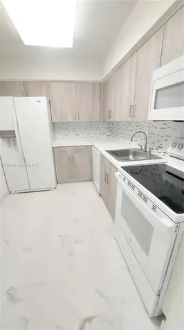 3300 NE 192nd Street Aventura FL 33180