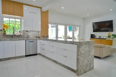 1535 Baracoa Avenue Coral Gables FL 33146