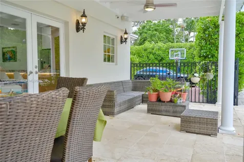 1535 Baracoa Avenue Coral Gables FL 33146