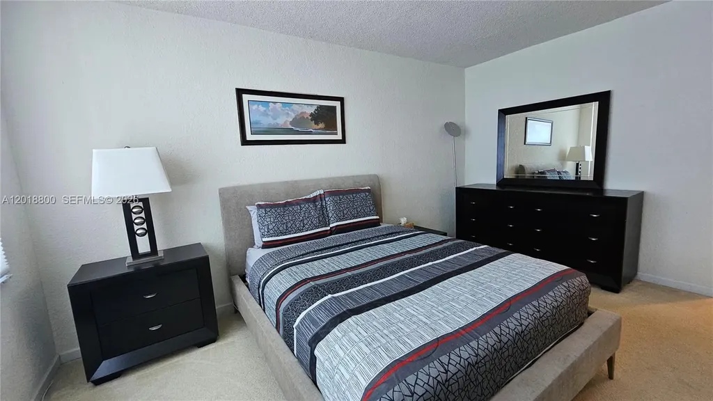 2501 S Ocean Drive Hollywood FL 33019