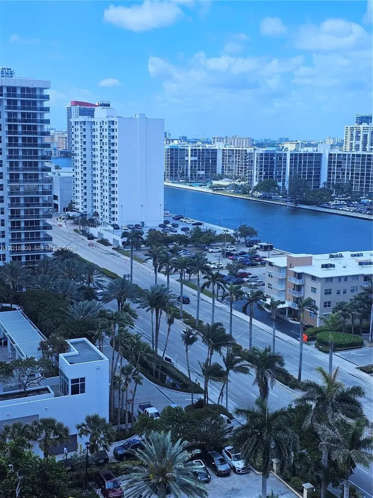 2501 S Ocean Drive Hollywood FL 33019