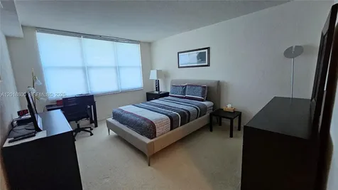 2501 S Ocean Drive Hollywood FL 33019