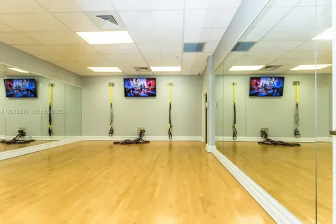2501 S Ocean Drive Hollywood FL 33019