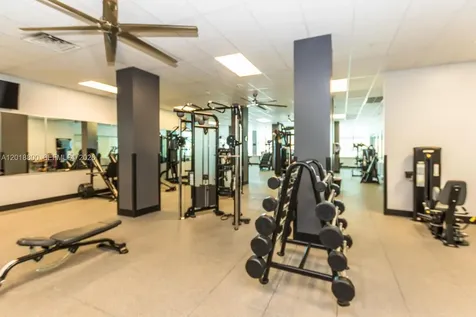 2501 S Ocean Drive Hollywood FL 33019