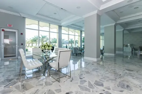 2501 S Ocean Drive Hollywood FL 33019
