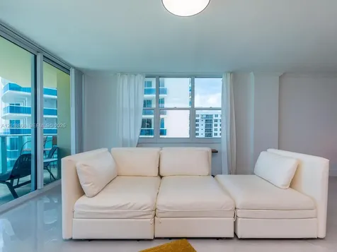 2501 S Ocean Drive Hollywood FL 33019