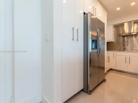 2501 S Ocean Drive Hollywood FL 33019