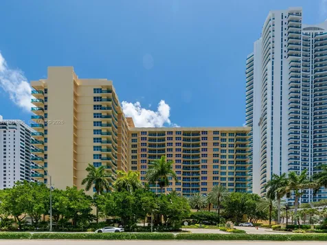 2501 S Ocean Drive Hollywood FL 33019