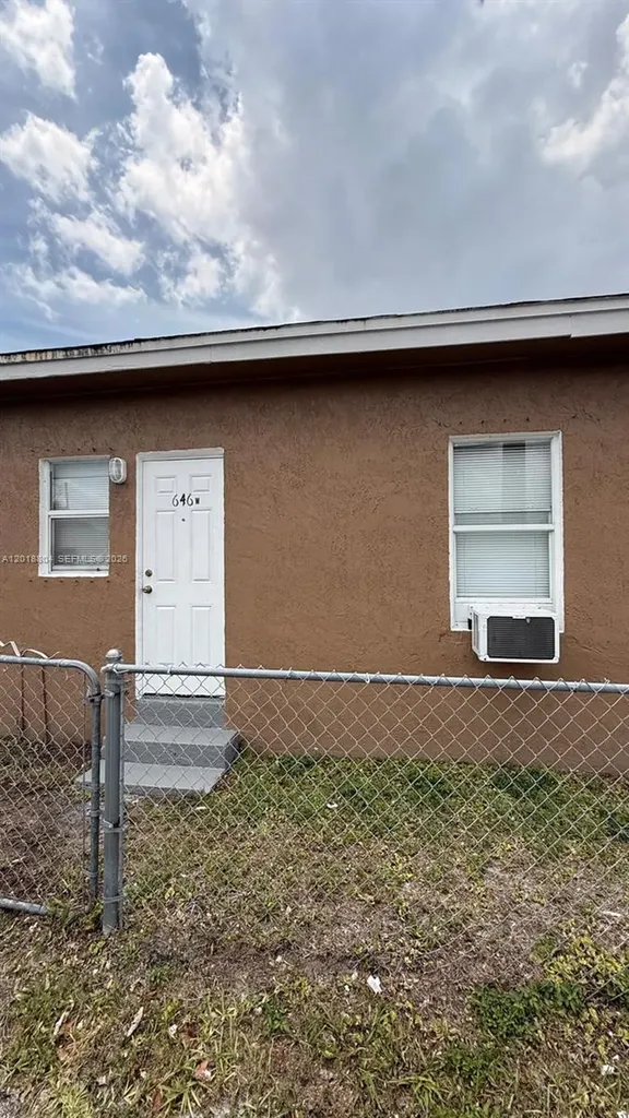 646 NW 14th Terrace Fort Lauderdale FL 33311