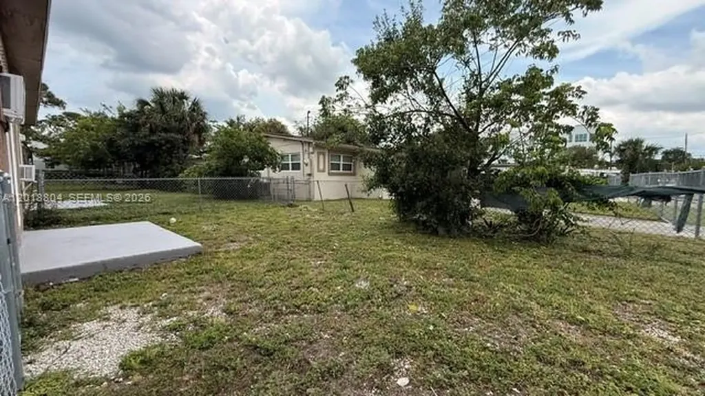 646 NW 14th Terrace Fort Lauderdale FL 33311