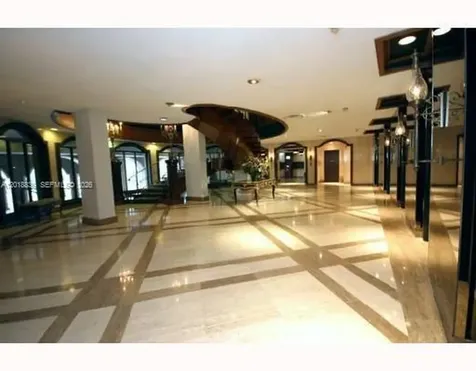 6039 Collins Avenue Miami Beach FL 33140