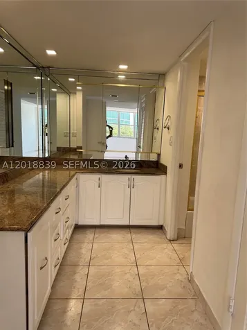 6039 Collins Avenue Miami Beach FL 33140