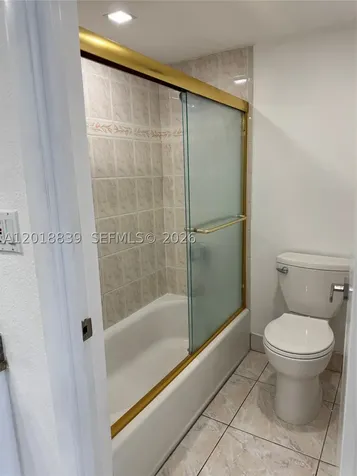 6039 Collins Avenue Miami Beach FL 33140