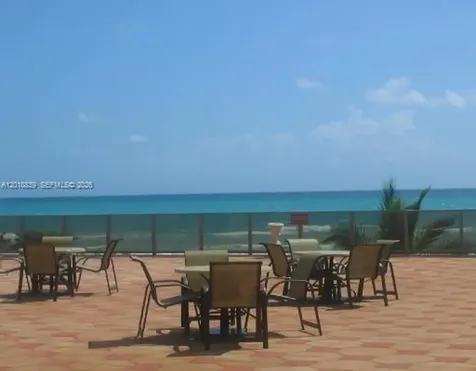6039 Collins Avenue Miami Beach FL 33140