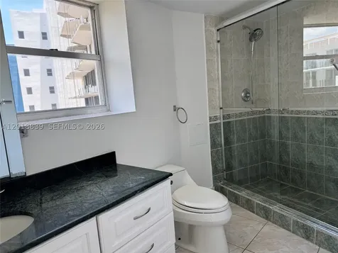 6039 Collins Avenue Miami Beach FL 33140