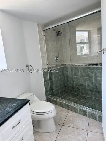 6039 Collins Avenue Miami Beach FL 33140