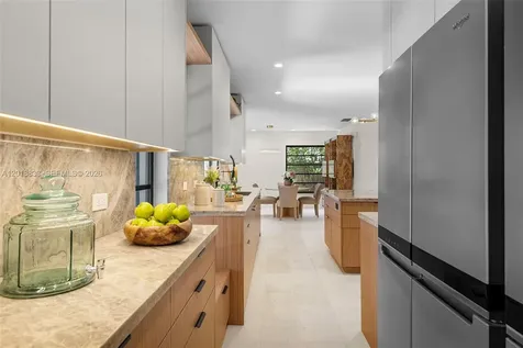 8922 SW 10th Terrace Miami FL 33174